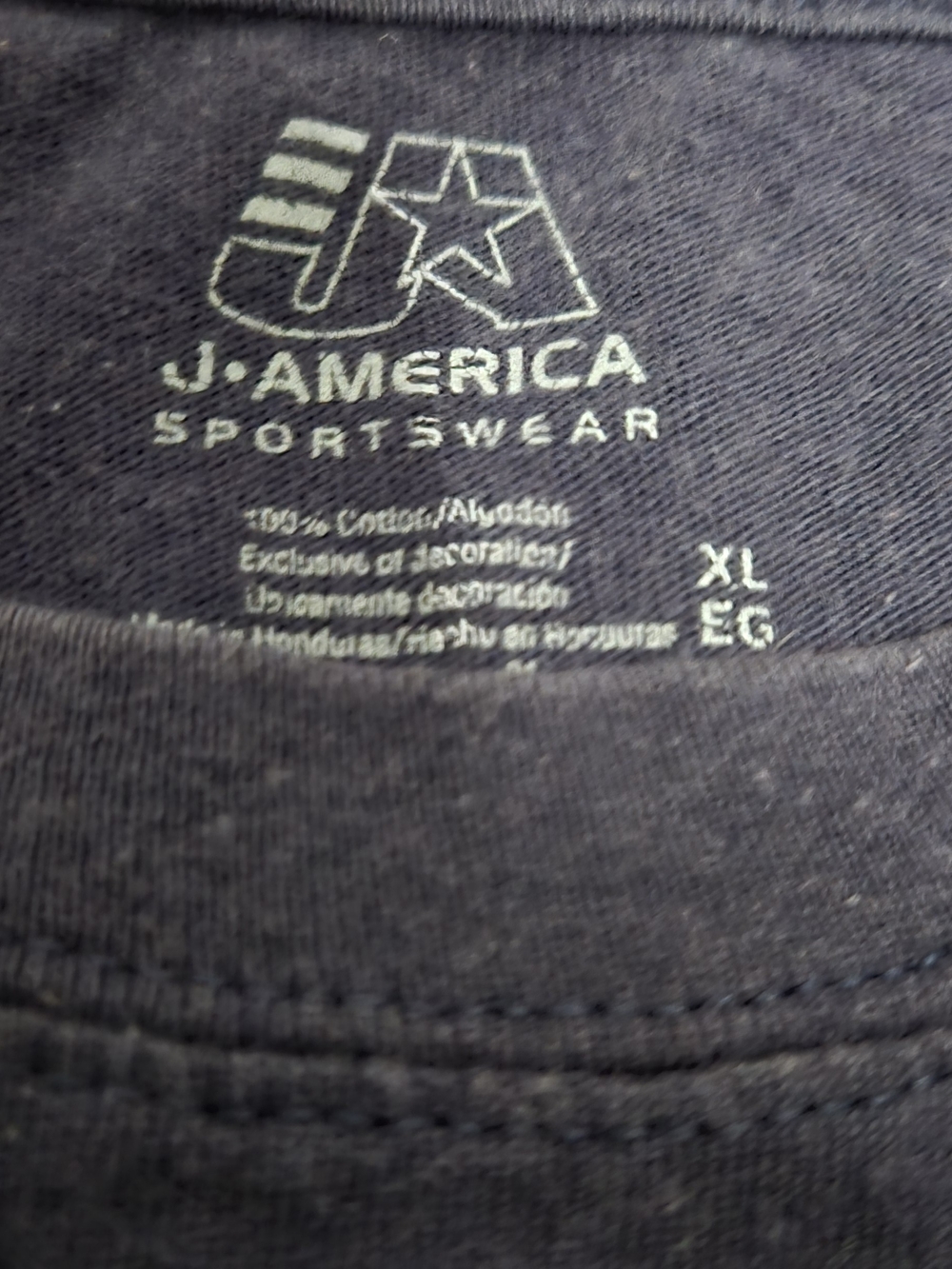 Auburn Tigers J. America Distressed "AU" Logo T-Shirt Navy Blue - Size XL - Picture 4 of 4